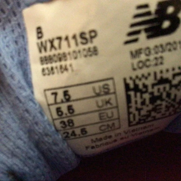 New Balance 711 Cush, Size 7.5 - Picture 7 of 7